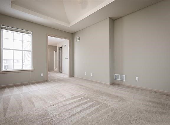 3rd image of 8624 NE 98th Ct