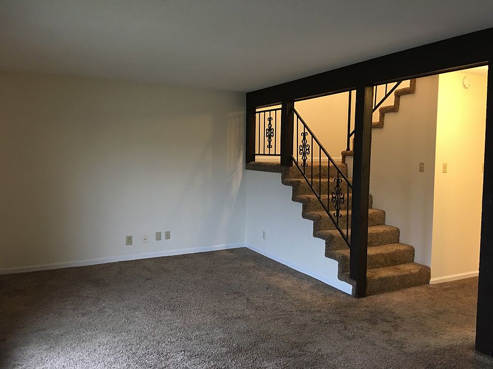 1st image of 2110 Ashland City Rd APT A