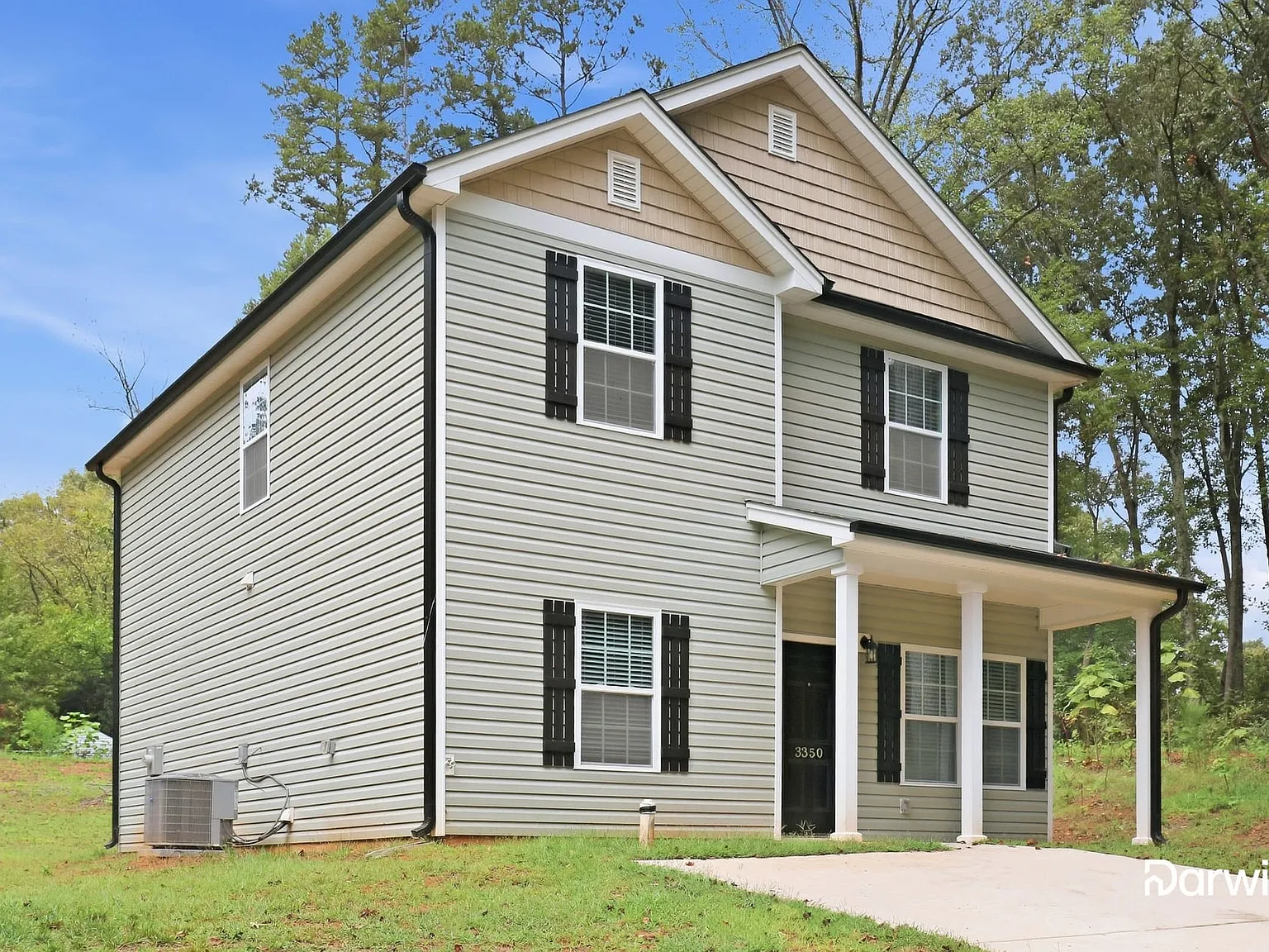 4 bed, 3.0 bath, 1634 sqft, $1,960 — Photo 2