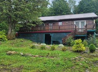 9850 Llewellyn Rd, Remsen, NY 13438