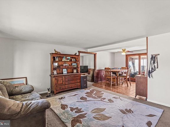 4th image of 2219 Lodge Farm Rd