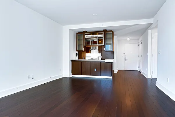 Sold by Nest Seekers International | media 12