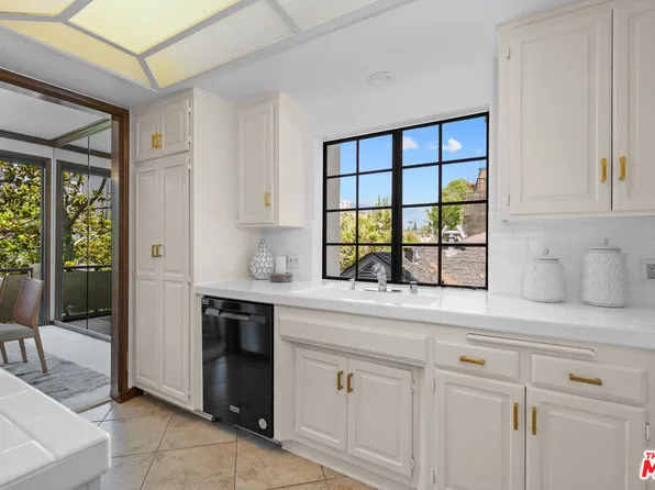 10794 Wilkins Ave APT 304, Los Angeles, CA 90024