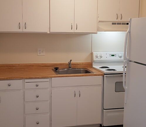 3rd image of 4220 Cesar Chavez St APT 210