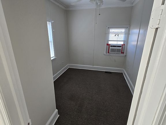 5th image of 25 Brown St