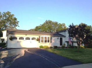 157 Limerick Ln, Rochester, NY 14606