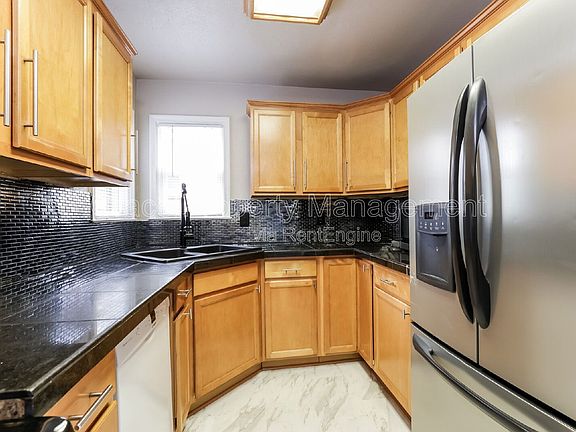 5th image of 3025 N Saint Paul St