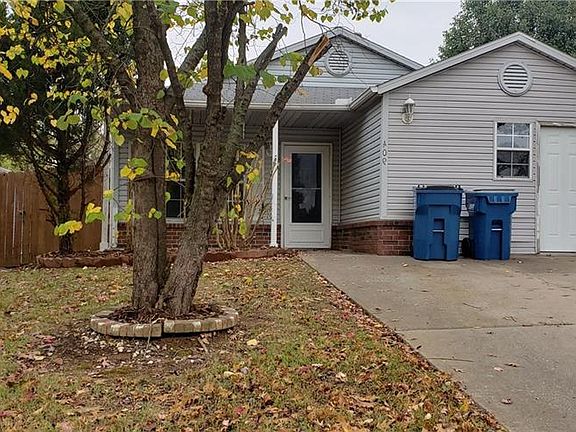 2nd image of 409 Spencer St