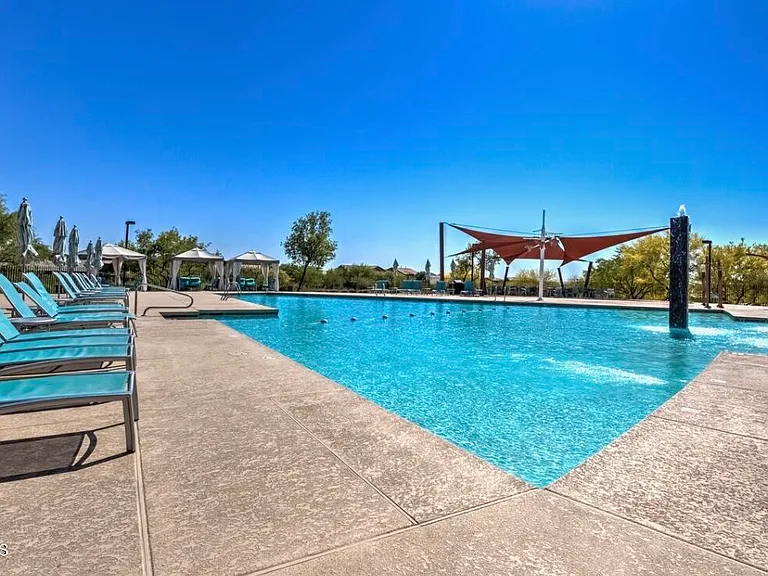 3660 E Zachary Dr — Photo 17