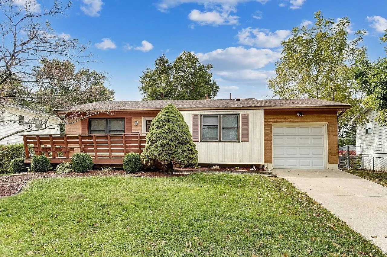6507 Faircrest Rd photo 1