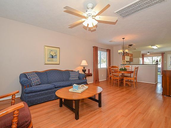5th image of 6149 Settlers Square Ln