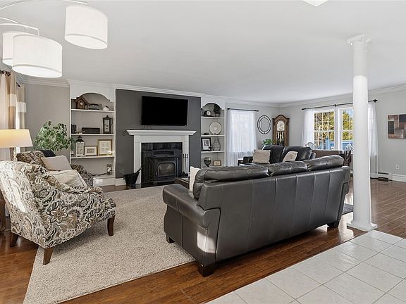 5th image of 9673 Silsbee Rd