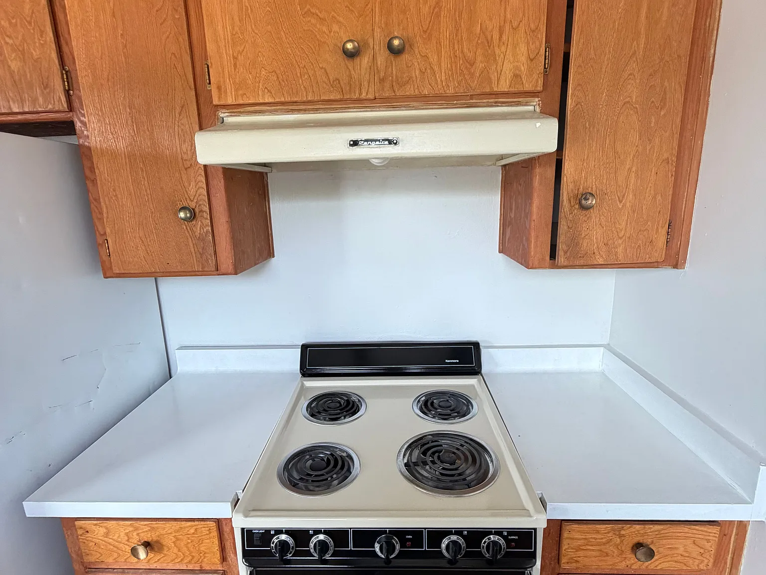 1 bed, 656 sqft, $995 — Photo 2