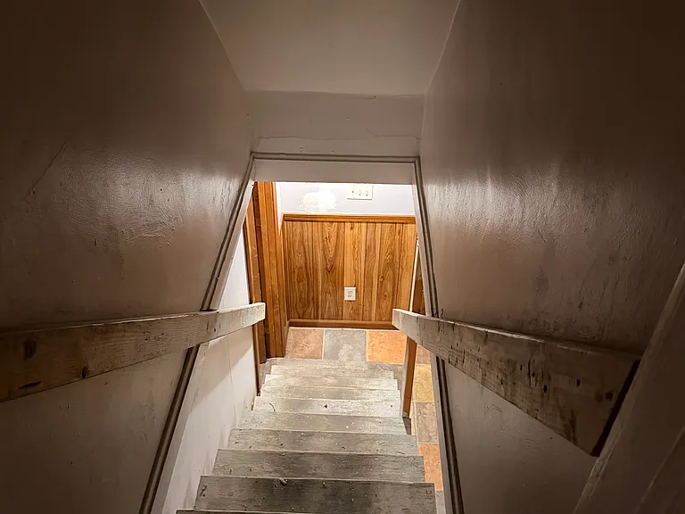 5643 Olive St — Photo 13