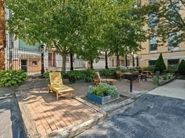 350 W 4th St APT 313, South Boston, MA 02127