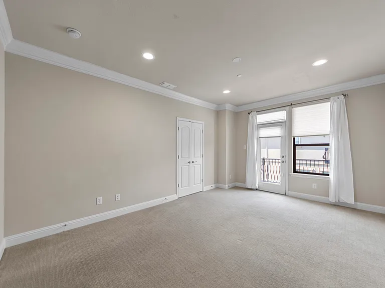 5709 Lois Ln — Photo 22