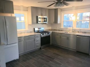 417 N 3rd St, Hammonton, NJ 08037