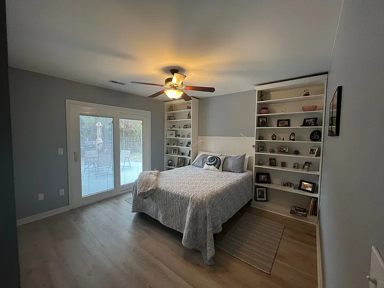 1213 Bayside Cir W — Photo 16