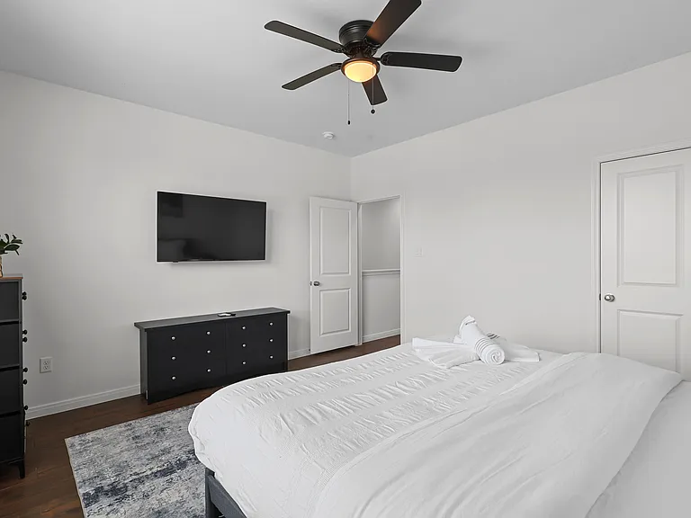 3437 Shelby Cir — Photo 13