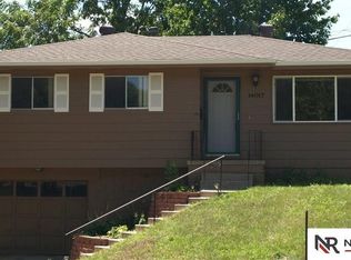 14017 Weir St, Omaha, NE 68137