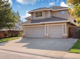 8580 Petunia Way, Elk Grove, CA 95624