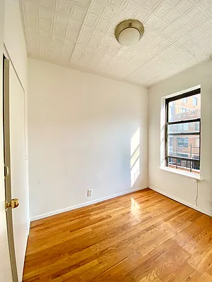 Rented by Living New York | media 14