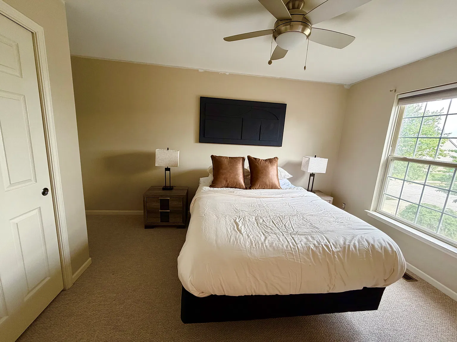 7576 Abigail Dr — Photo 4