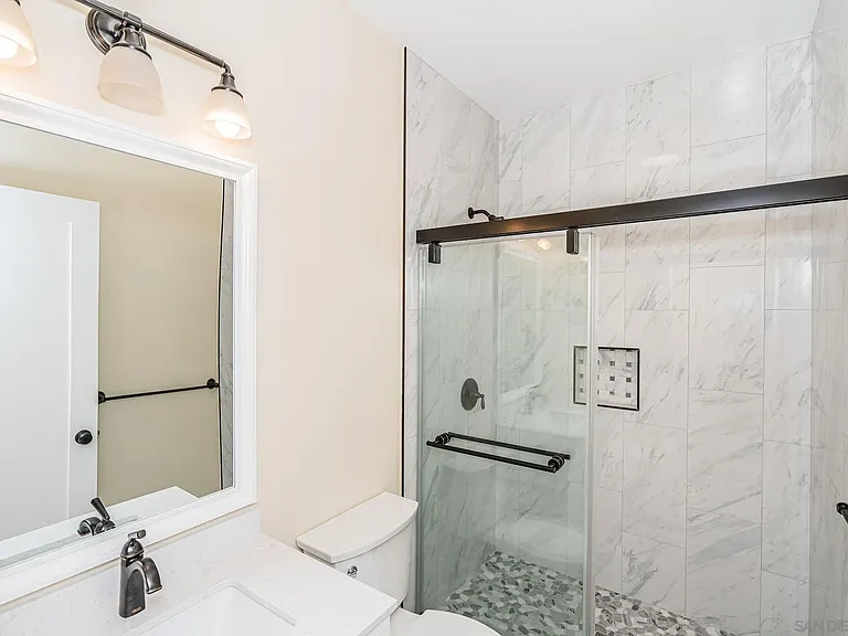 4175 Sycamore Dr #A — Photo 11