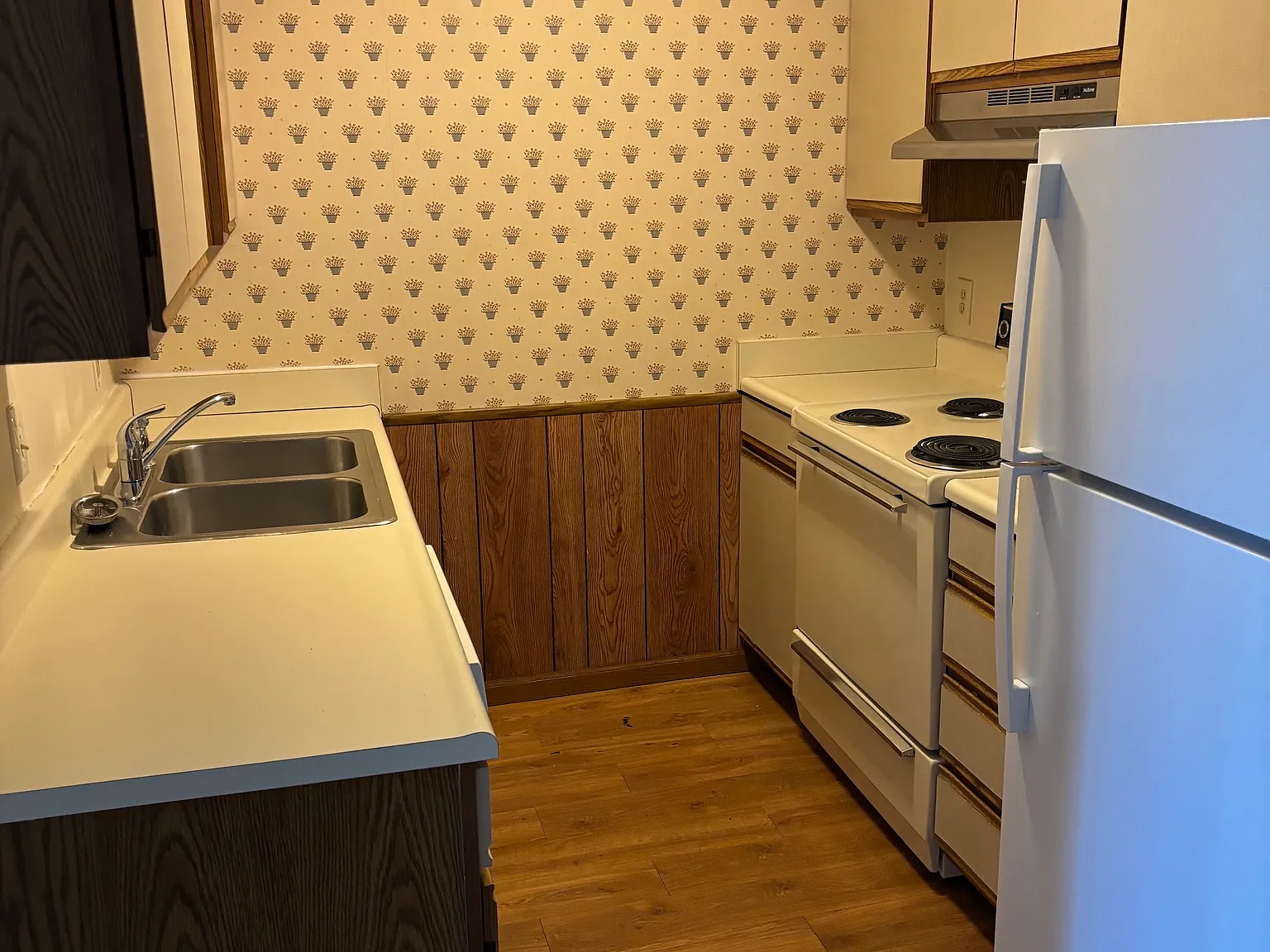 1 bed, 650 sqft, $995 — Photo 3