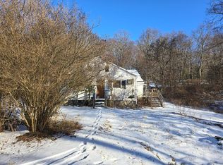 266 Oscawana Lake Rd, Putnam Valley, NY 10579