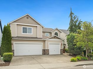 862 Ilwaco Pl NE, Renton, WA 98059