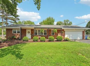 9000 Sappington Rd, Saint Louis, MO 63126