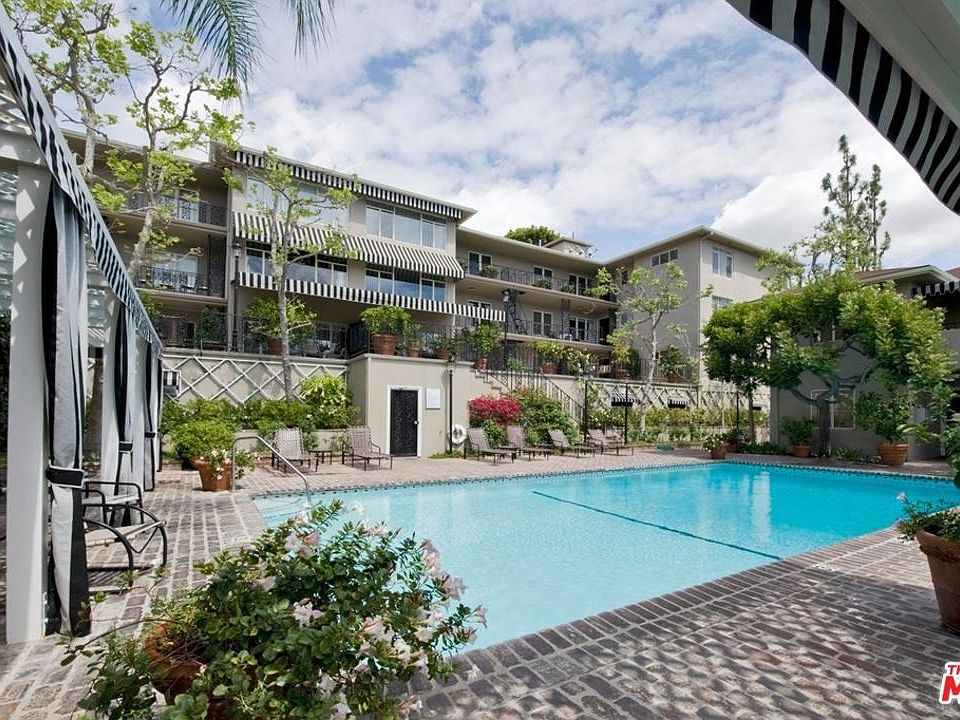 1st image of 1225 Sunset Plaza Dr APT 2