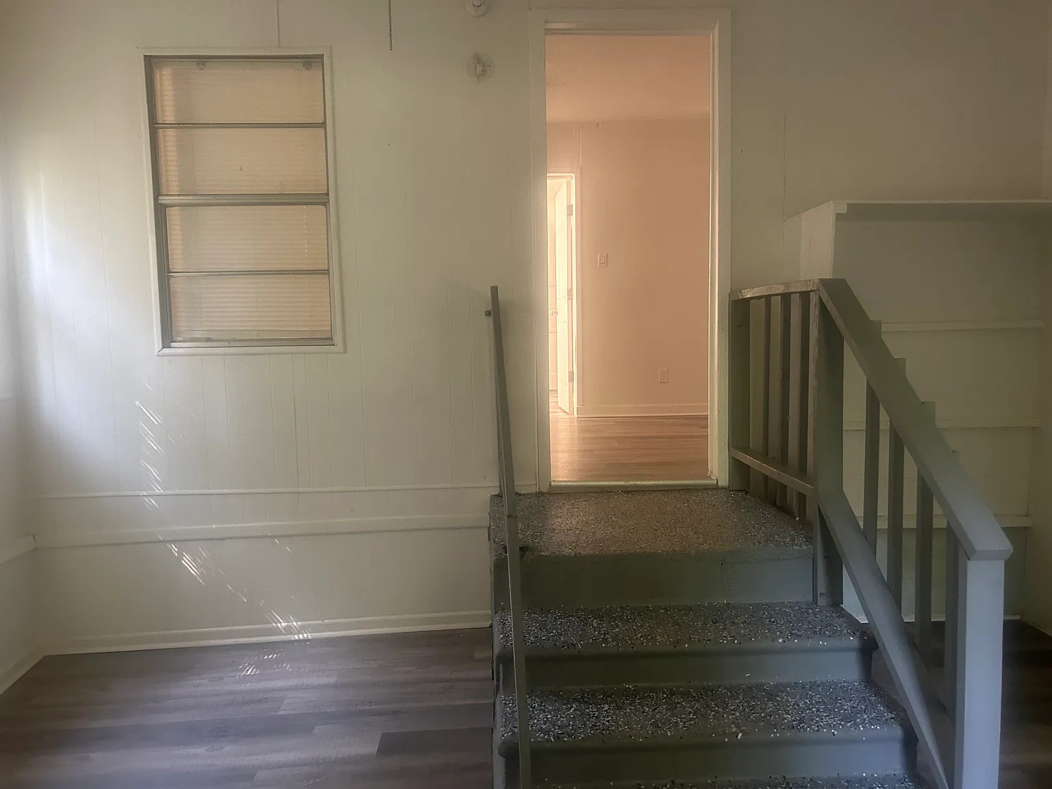 5 bed, 1313 sqft, $1,375 — Photo 4