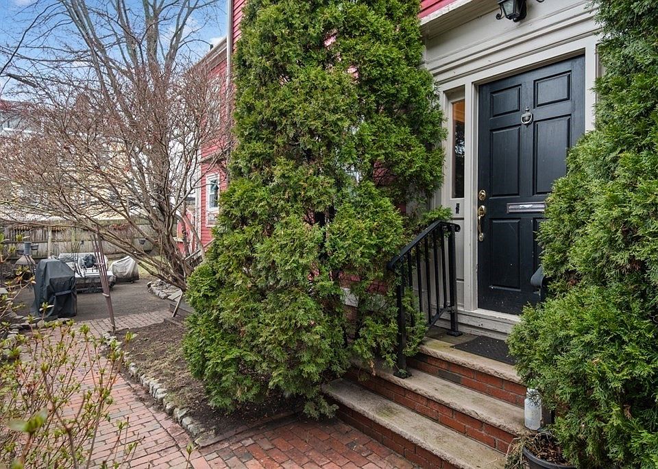 16 Crombie St, Salem, MA 01970 Zillow