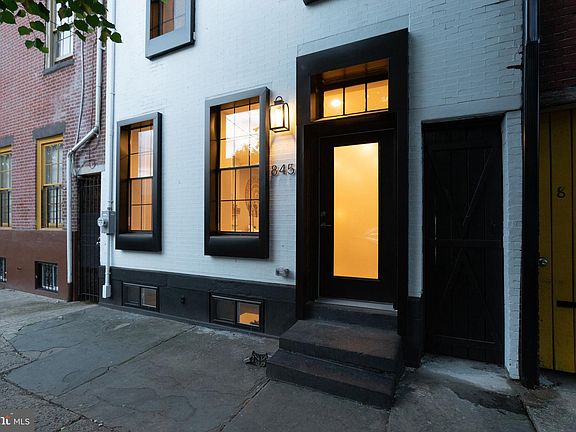 2nd image of 845 N 5th St