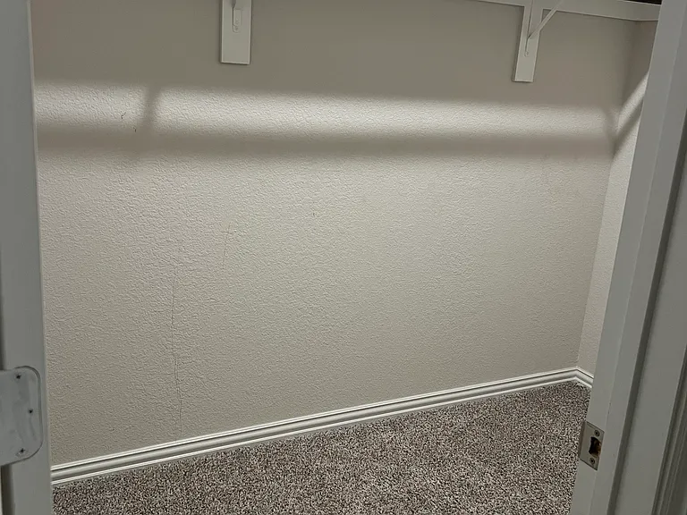 1425 Rolling Fox Dr — Photo 16
