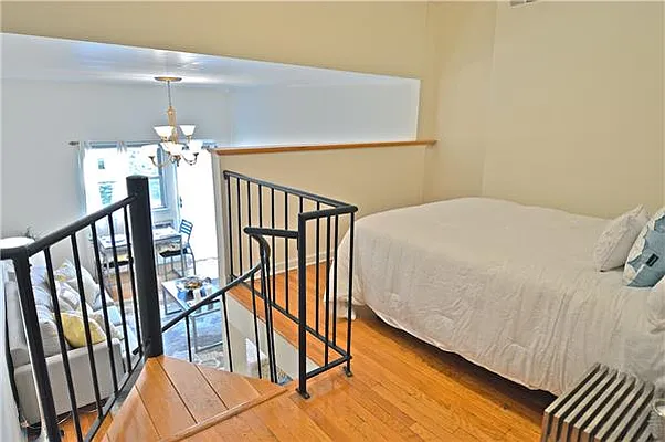 Sold by R New York | media 15