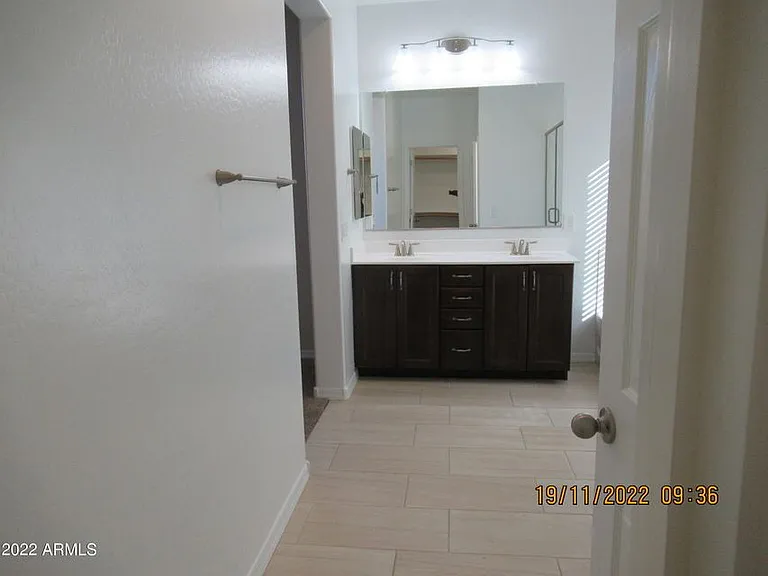 8530 W Flynn Ln — Photo 21