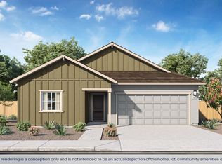 2831 Hopkins Ave, Redding, CA 96002