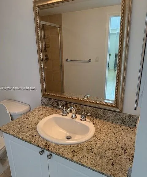 19501 W Country Club Dr #1815 — Photo 9