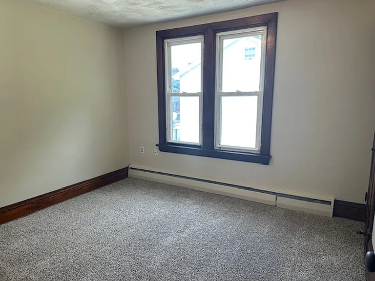154 E Conestoga St — Photo 9