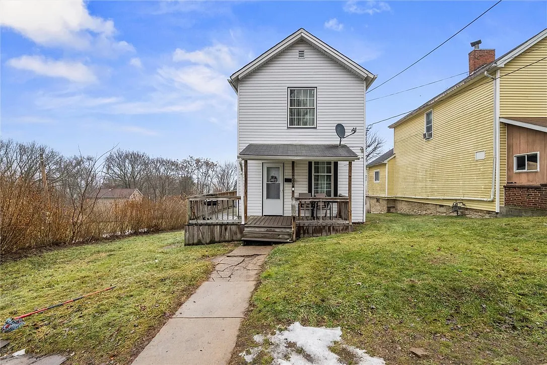227 Smithfield St photo 1