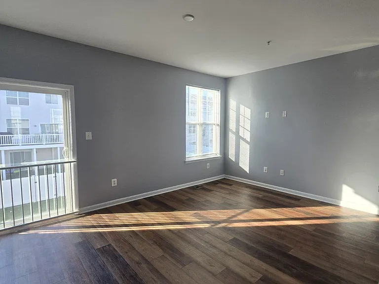 7720 Village Park Dr — Photo 8