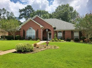 14 Sugar Ridge Ln, Texarkana, AR 71854