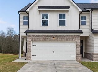 562 Madison St #100, Commerce, GA 30529