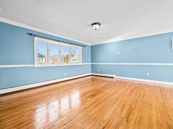 3rd image of 1056 Elizabeth St Floor 2