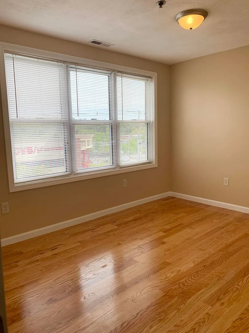 Peabody 2-Bed-1-Bath — Photo 1