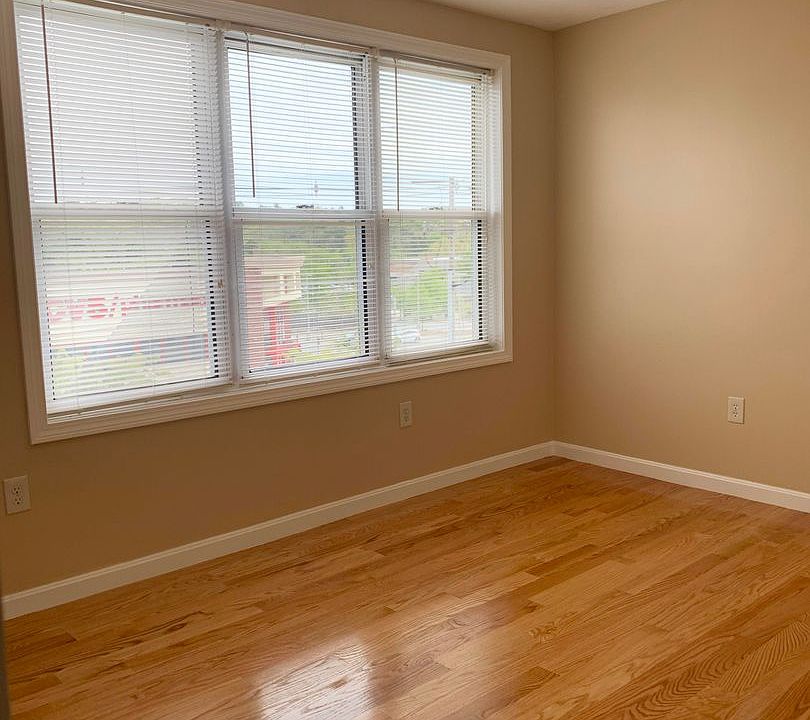 1st image of 149 Main St #3F