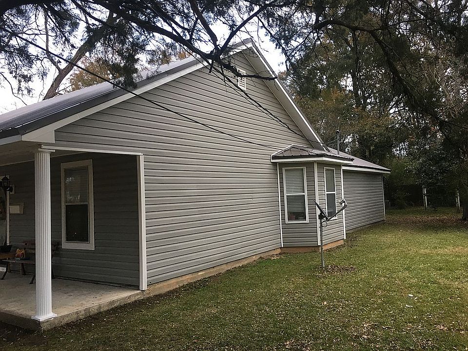 2nd image of 423 Colby Ave